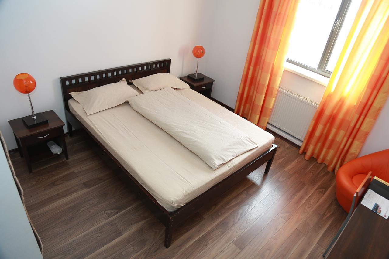 Amir Hotel Karakol Εξωτερικό φωτογραφία
