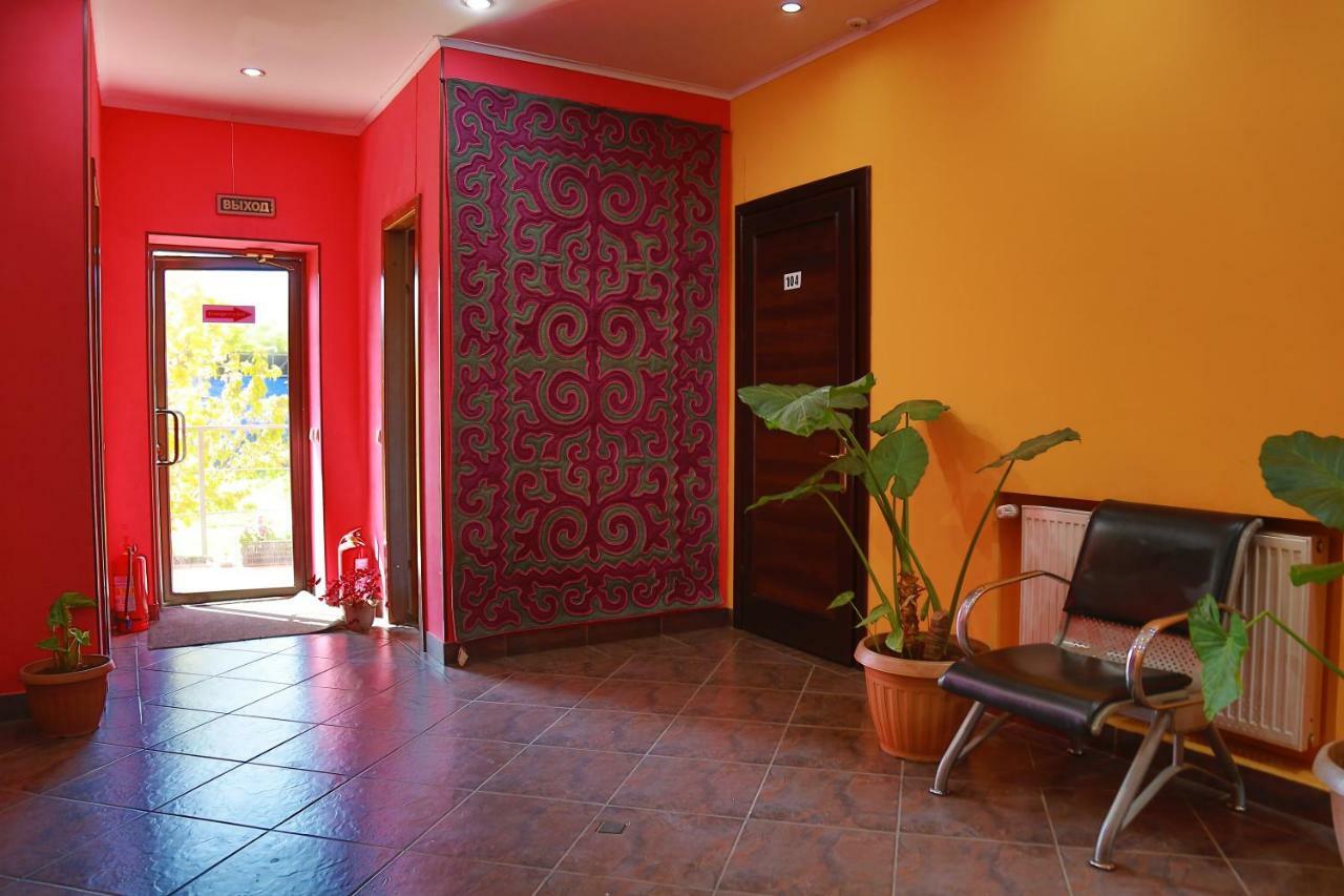 Amir Hotel Karakol Εξωτερικό φωτογραφία
